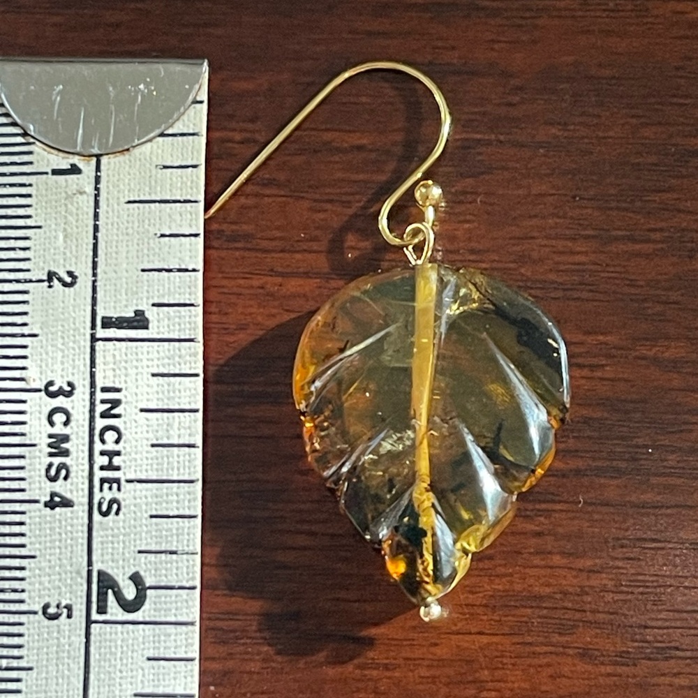 Natural honey amber carved leaf 18K gold plated drop earrings - Picture 7 of 7